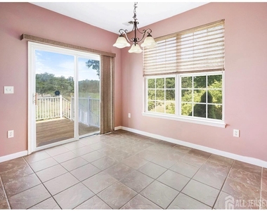 50 Wlodarczyk Place - Photo Thumbnail 9