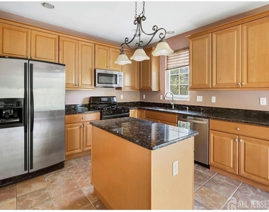 50 Wlodarczyk Place - Photo Thumbnail 14