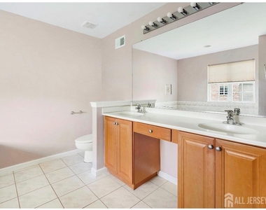 50 Wlodarczyk Place - Photo Thumbnail 22