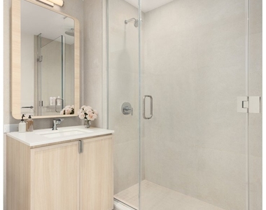 280 W 24th Street - Photo Thumbnail 5