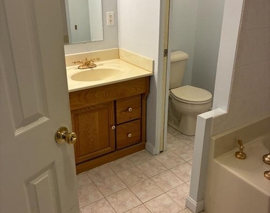 16 Catalpa Court - Photo Thumbnail 23