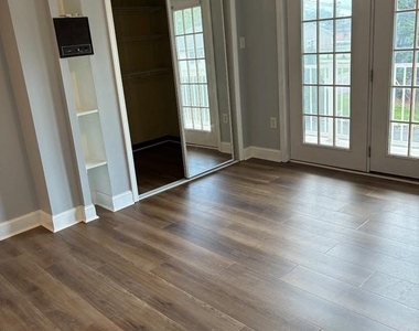 16 Catalpa Court - Photo Thumbnail 6
