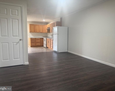 135 Beeden Lane - Photo Thumbnail 4