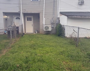 135 Beeden Lane - Photo Thumbnail 13