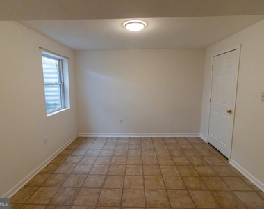 4 Fieldstone Court - Photo Thumbnail 6