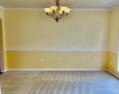 9505 Wigwag Court - Photo Thumbnail 5