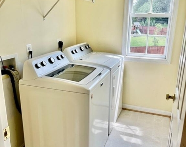 9505 Wigwag Court - Photo Thumbnail 37