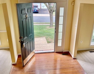 9505 Wigwag Court - Photo Thumbnail 4