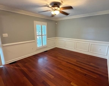 5705 Sailstone Lane - Photo Thumbnail 4