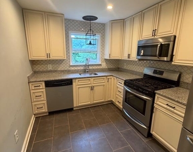 5705 Sailstone Lane - Photo Thumbnail 5