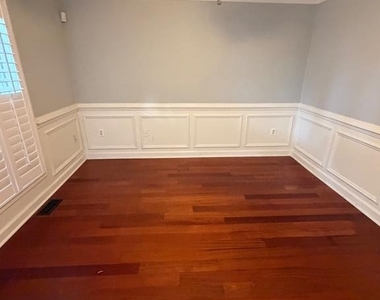 5705 Sailstone Lane - Photo Thumbnail 2