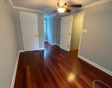 5705 Sailstone Lane - Photo Thumbnail 10