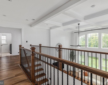 7082 Saint Hill Court - Photo Thumbnail 44