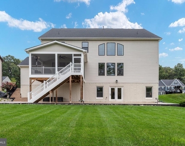 7082 Saint Hill Court - Photo Thumbnail 63