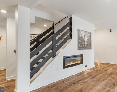 7082 Saint Hill Court - Photo Thumbnail 49