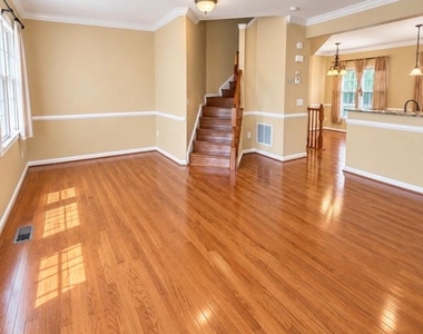 1469 Fawn Hollow Lane - Photo Thumbnail 6