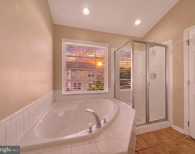 17507 Cajun Court - Photo Thumbnail 46