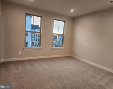 24159 Pissarro Drive - Photo Thumbnail 8