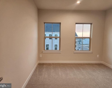 24159 Pissarro Drive - Photo Thumbnail 15