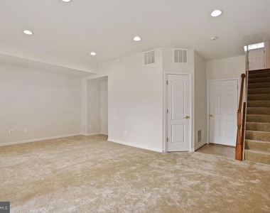 22052 Dilworth Square - Photo Thumbnail 23