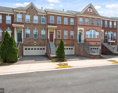22052 Dilworth Square - Photo Thumbnail 31