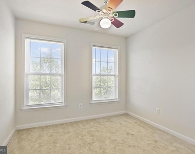 22052 Dilworth Square - Photo Thumbnail 20