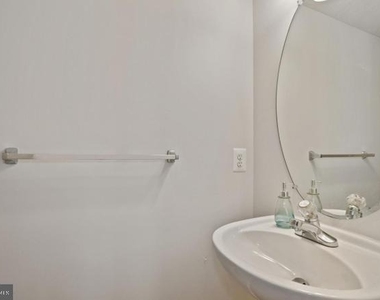 22052 Dilworth Square - Photo Thumbnail 12