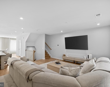 43498 Madison Springs Terrace - Photo Thumbnail 7