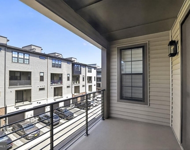 43498 Madison Springs Terrace - Photo Thumbnail 11