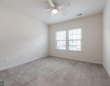 42213 Piebald Square - Photo Thumbnail 11