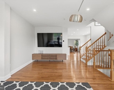 43092 Francis Square - Photo Thumbnail 15