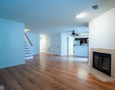 12887 Grays Pointe Road - Photo Thumbnail 6