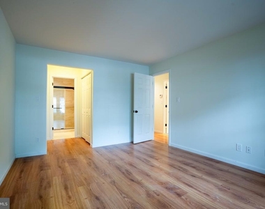 12887 Grays Pointe Road - Photo Thumbnail 15