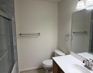 13643 Saint Johns Wood Place - Photo Thumbnail 24