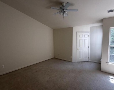 13643 Saint Johns Wood Place - Photo Thumbnail 25