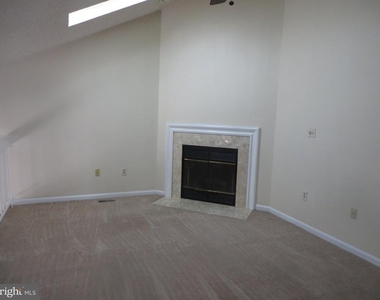 6919 Mary Caroline Circle - Photo Thumbnail 23
