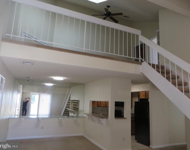 6919 Mary Caroline Circle - Photo Thumbnail 11