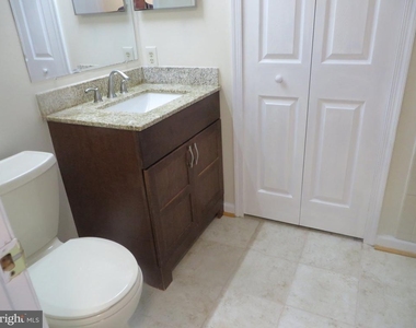 6919 Mary Caroline Circle - Photo Thumbnail 14