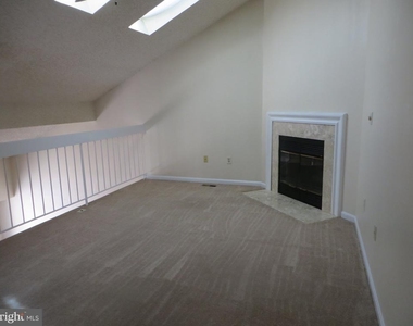 6919 Mary Caroline Circle - Photo Thumbnail 24