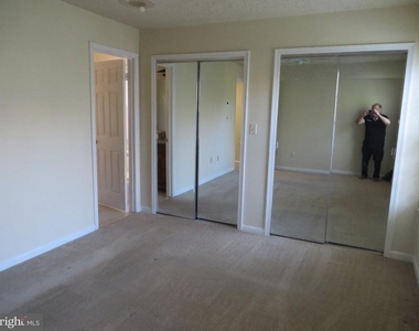 6919 Mary Caroline Circle - Photo Thumbnail 17
