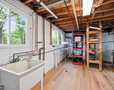 8608 Parliament Drive - Photo Thumbnail 28