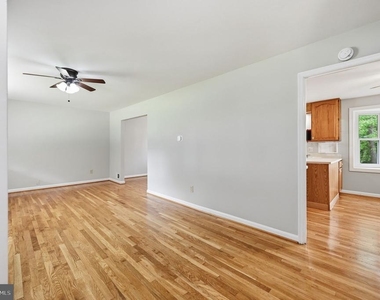 8608 Parliament Drive - Photo Thumbnail 8