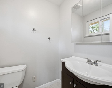 8608 Parliament Drive - Photo Thumbnail 16