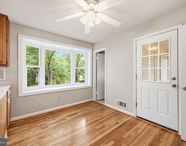8608 Parliament Drive - Photo Thumbnail 13