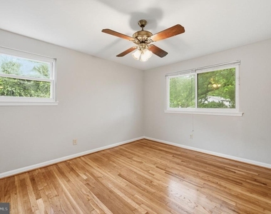 8608 Parliament Drive - Photo Thumbnail 23
