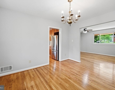 8608 Parliament Drive - Photo Thumbnail 14