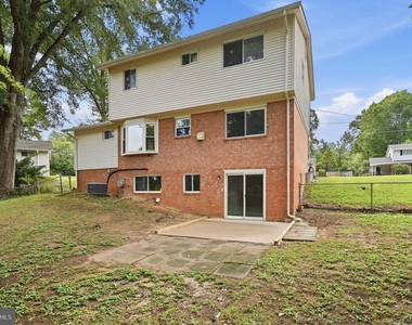 8608 Parliament Drive - Photo Thumbnail 29
