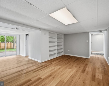 8608 Parliament Drive - Photo Thumbnail 27