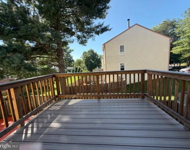 5406 New London Park Drive - Photo Thumbnail 14