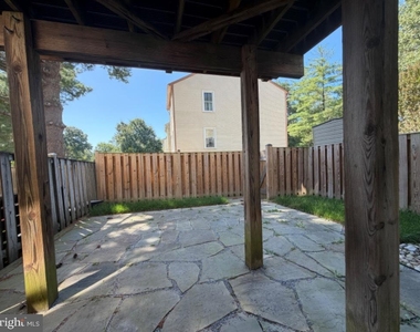5406 New London Park Drive - Photo Thumbnail 15